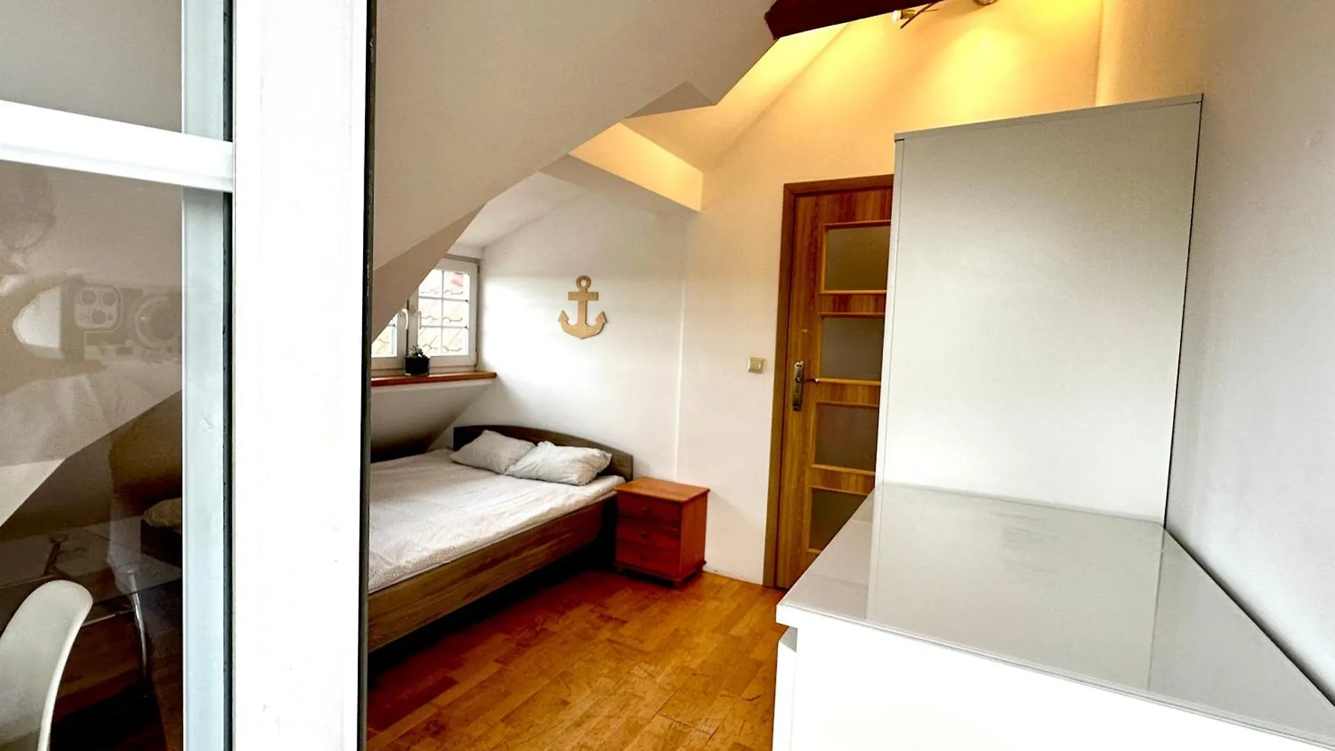 Homestay Pokoje Przy Hipodromie & Parking Poland